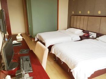 Danfengbailu Business Hotel Нанчан Екстериор снимка