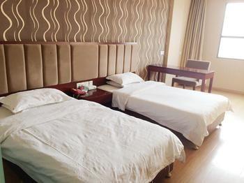 Danfengbailu Business Hotel Нанчан Екстериор снимка